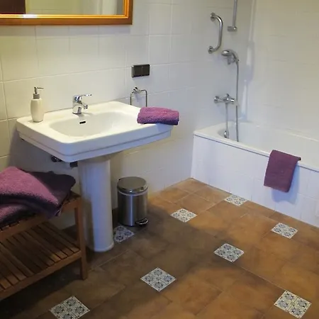 Can Vila Country house *
