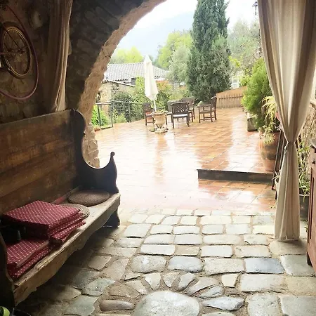 Can Vila Country house *